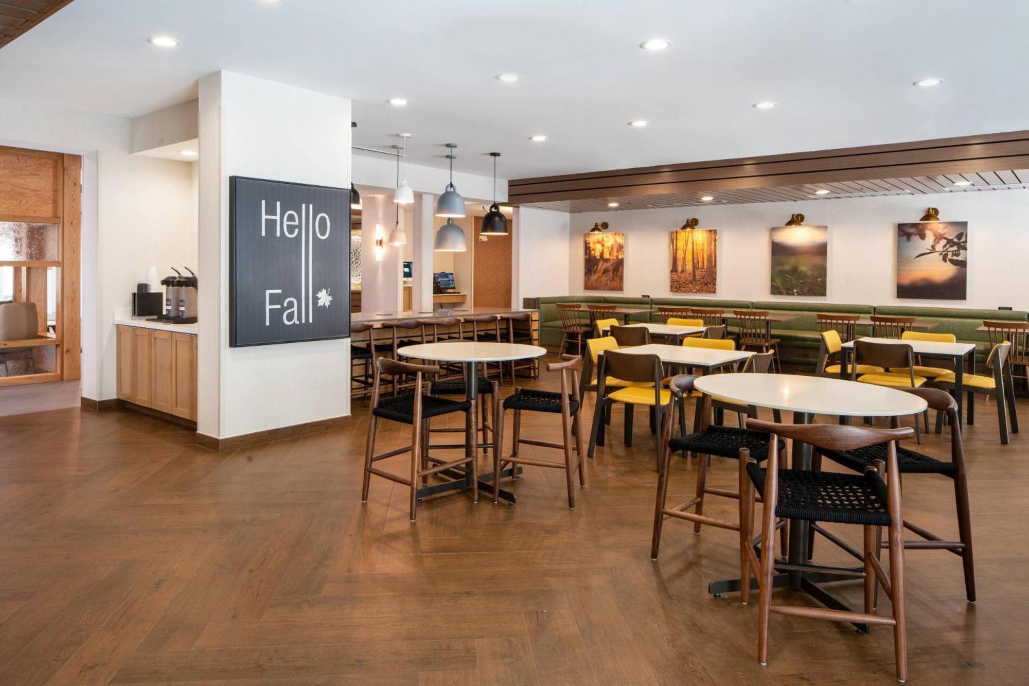 Fairfield By Marriott & Pine Forest Ferry Pass